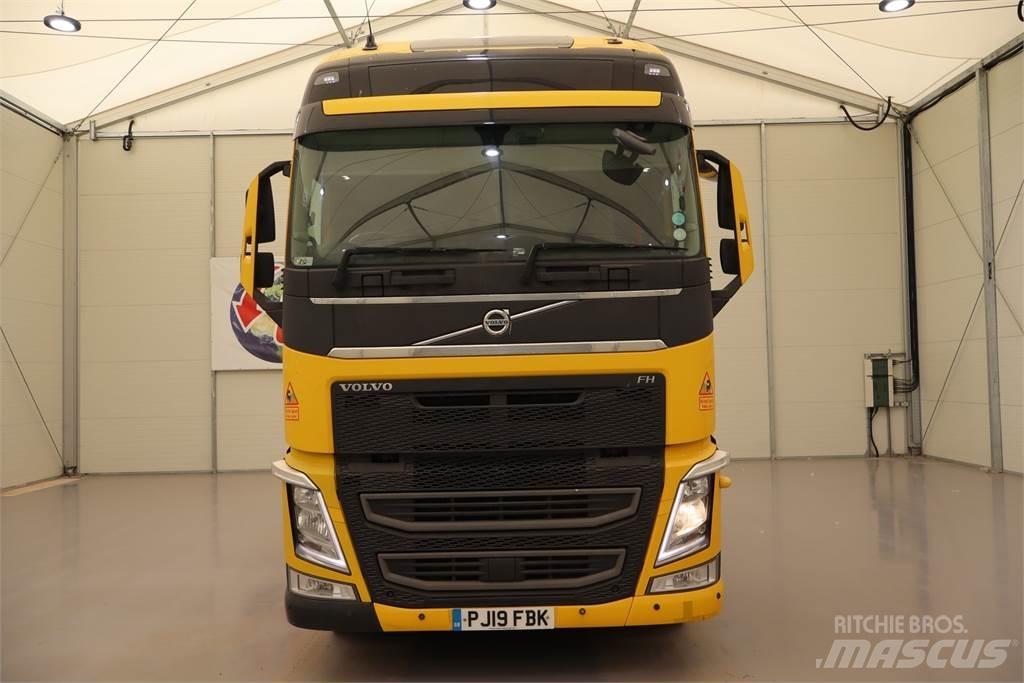 Volvo FH460 Tractor Units