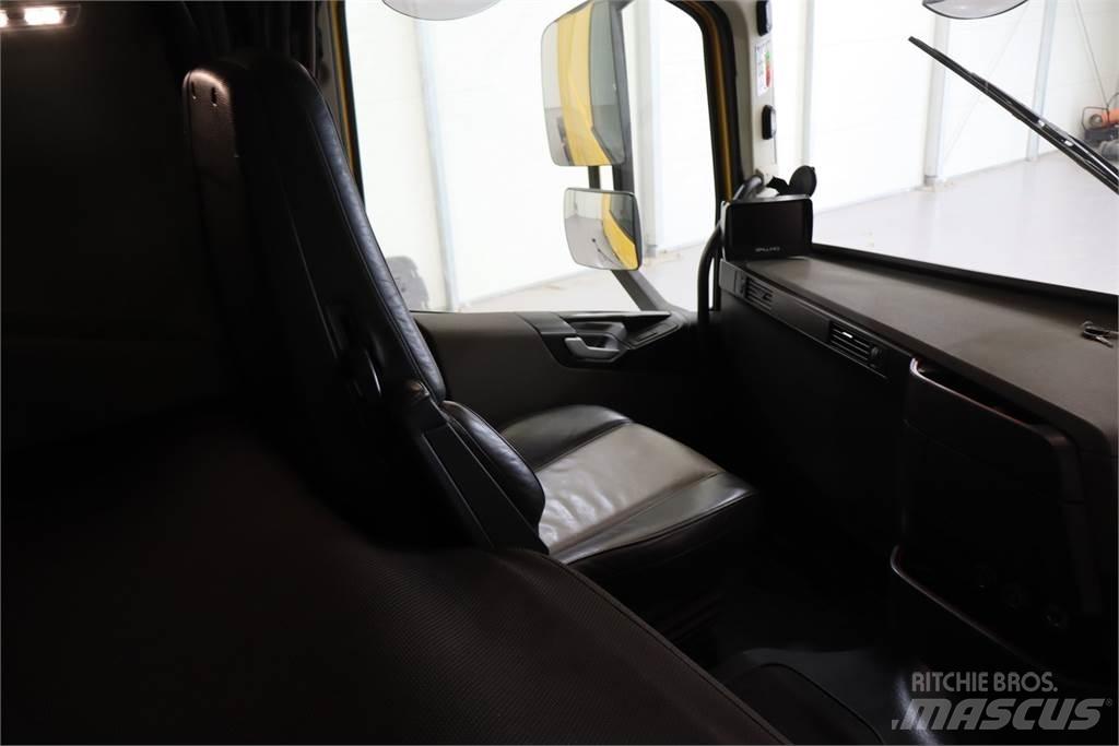 Volvo FH460 Tractor Units