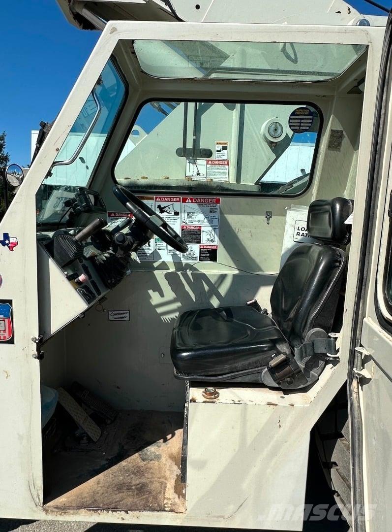 Grove YB5515-2 Rough terrain cranes