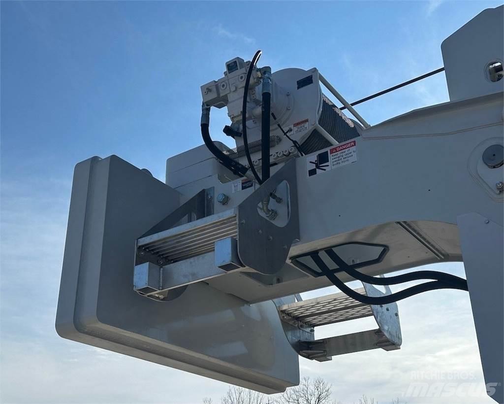 Manitex 50128 SHL Crane trucks