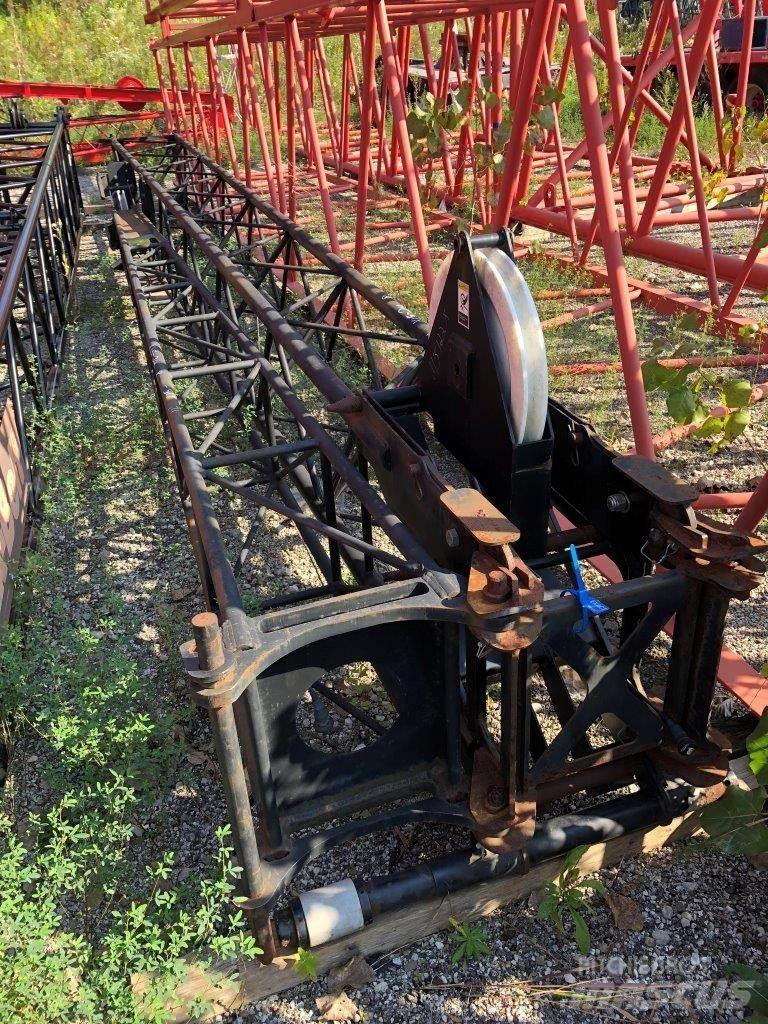 Mantis  Booms and arms