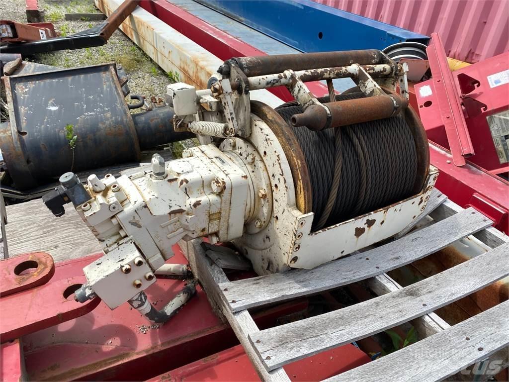Terex  Hoists, winches and material elevators