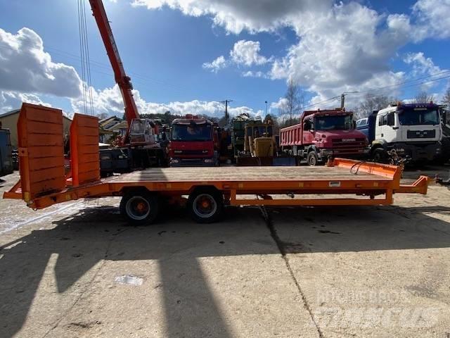 Pronar RC 2100 Low loader-semi-trailers