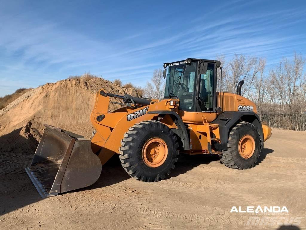 CASE 821 F Wheel loaders