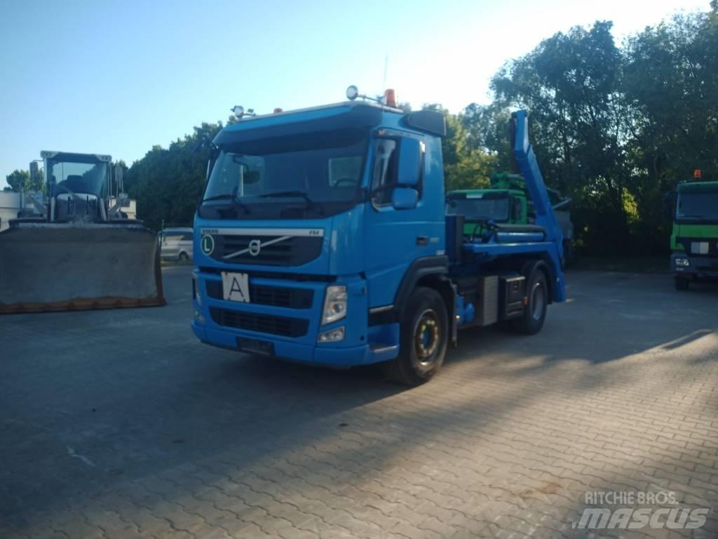 Volv FM 330 Cable lift demountable trucks