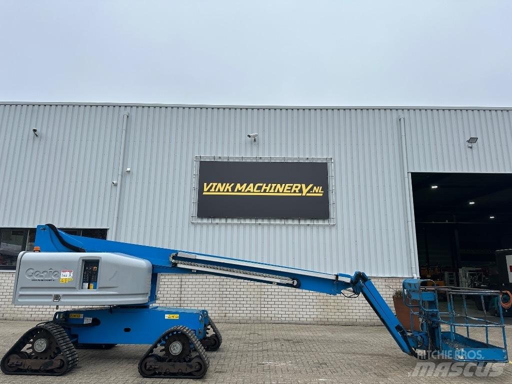 Genie S 45 Trax Telescopic boom lifts