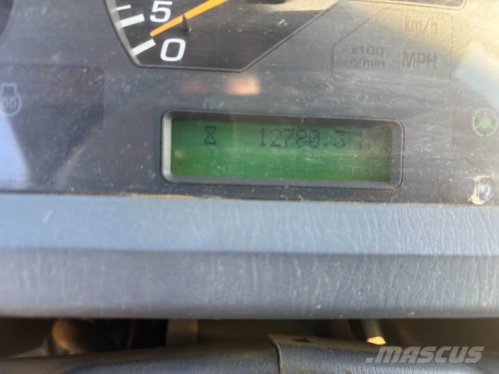 Komatsu WA250-6 Wheel loaders