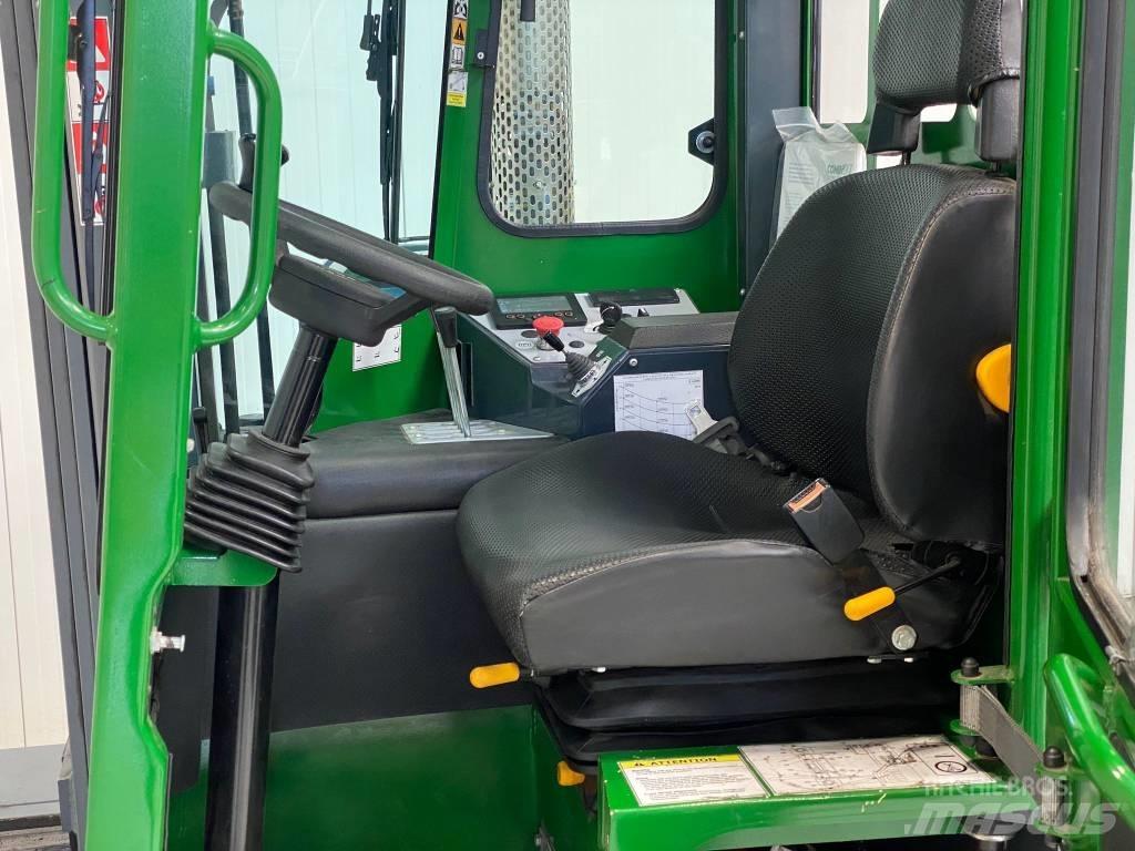 Combilift C4000 LPG 4-way reach trucks