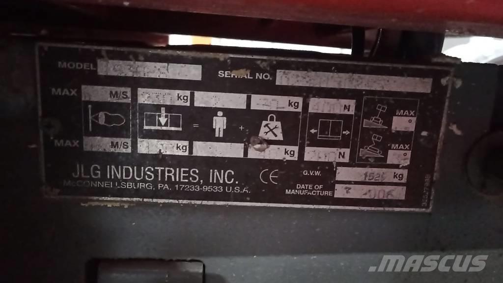 JLG 1930 ES Scissor lifts