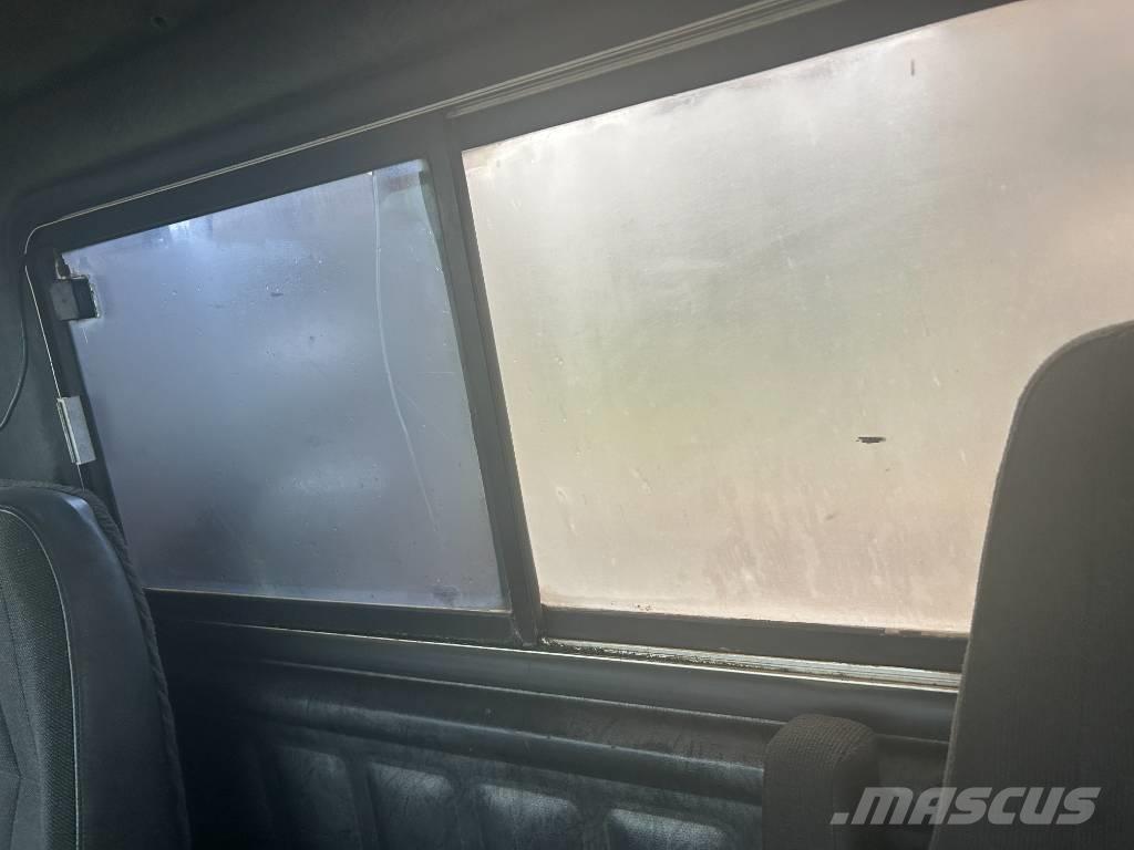 Mack CH 613 Tractor Units