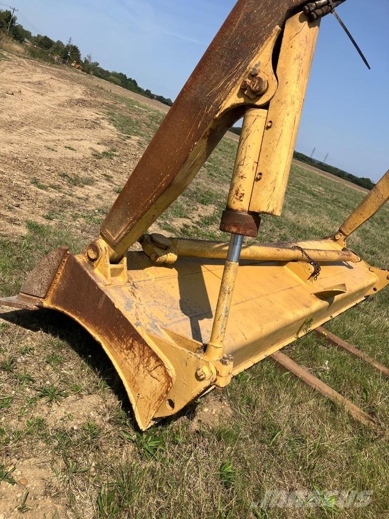 CAT 825 C Soil compactors