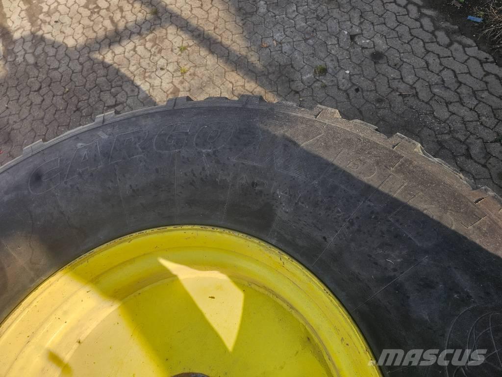 Michelin Cargo X Bib Tyres, wheels and rims