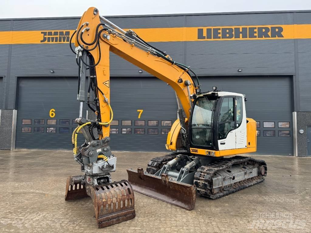 Liebherr R914 Crawler excavators