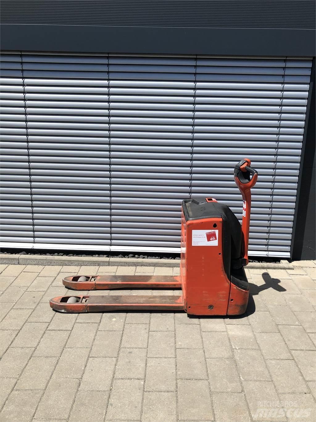 Linde T16 Low lifter