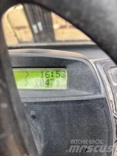 Yale GDP 35 VX Diesel trucks