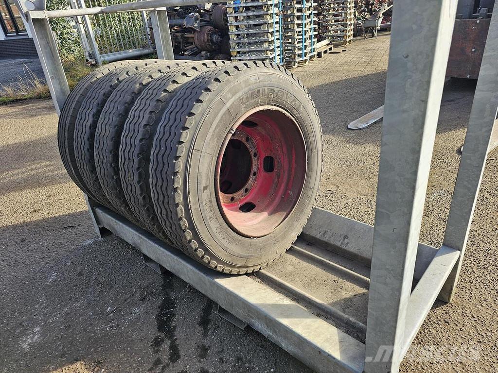 Uniroyal ENERGY Curtainsider trailers