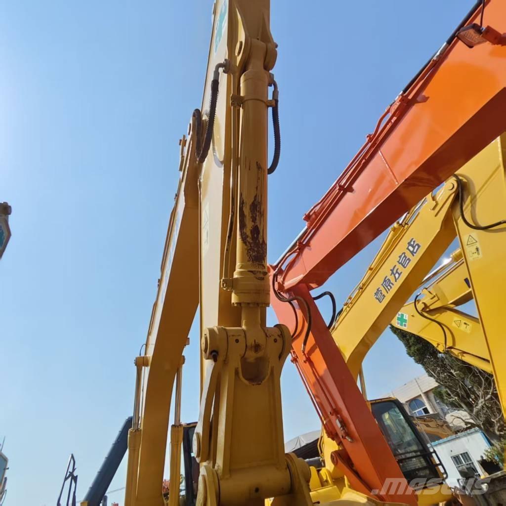 Komatsu PC 220 Crawler excavators