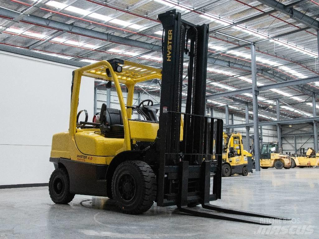 Hyster H4.0FT6 LPG trucks