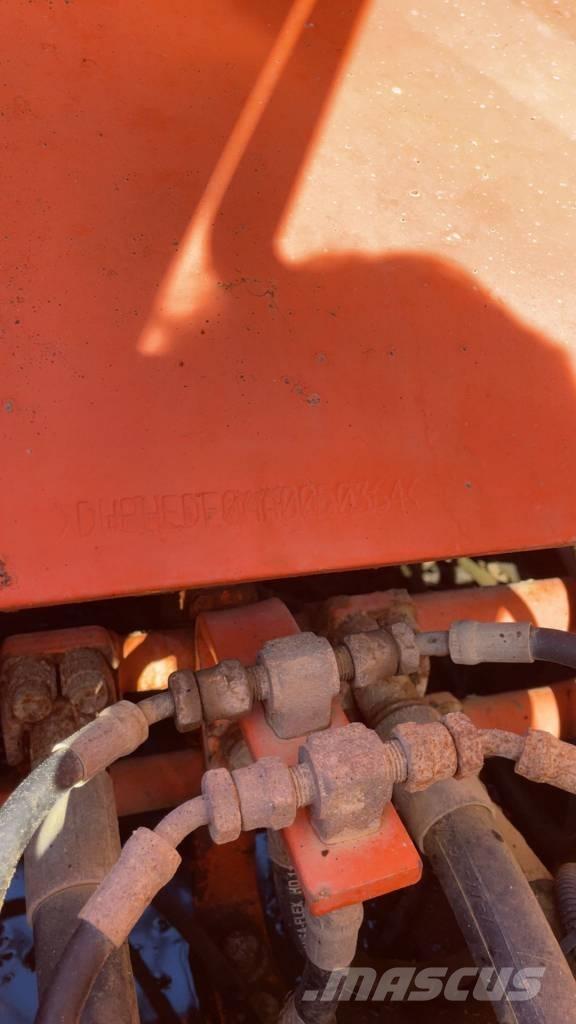 Doosan DX 255 LC Crawler excavators