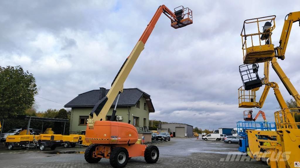 JLG 660 SJ Telescopic boom lifts