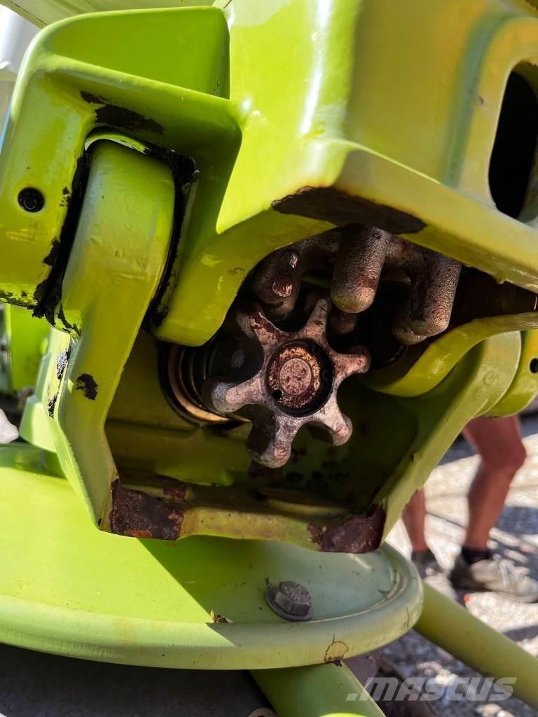 CLAAS Volto 900 T Rakes and tedders