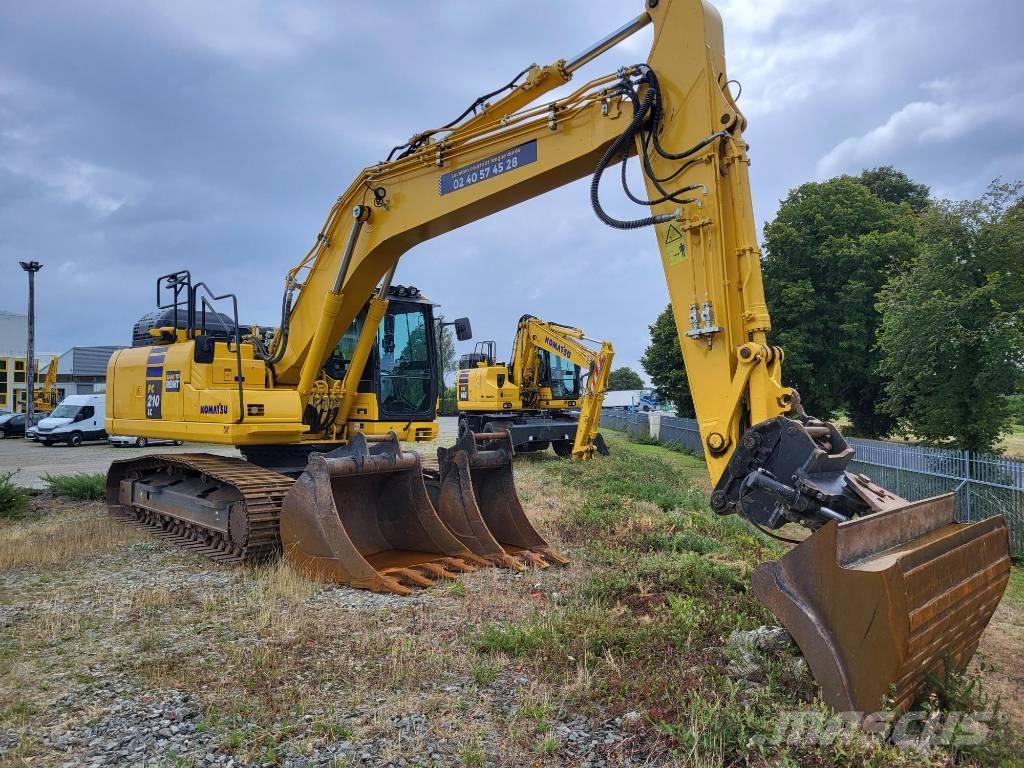 Komatsu PC210LC-11 Crawler excavators