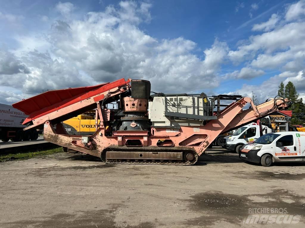 Sandvik QH 330 Mobile crushers