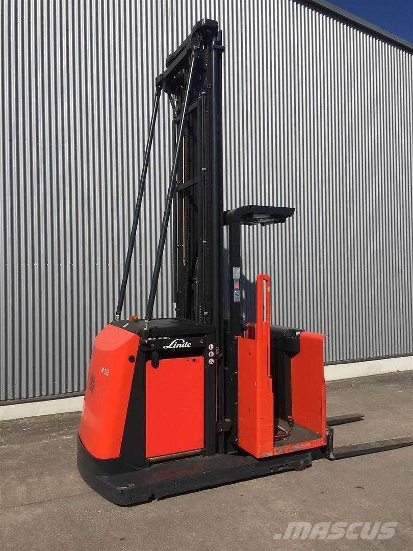 Linde V12 High lift order picker