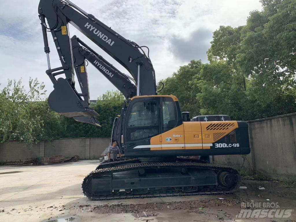 Hyundai R300LC-9S Crawler excavators