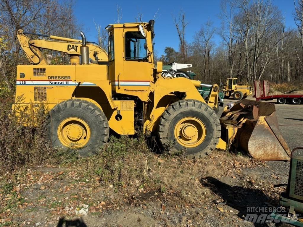 Dresser 530 Wheel loaders