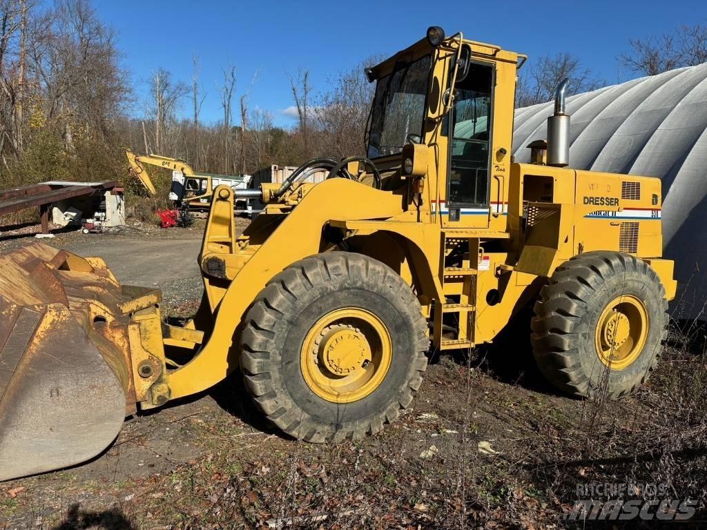 Dresser 530 Wheel loaders