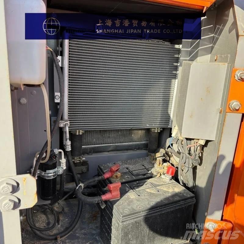 Hitachi ZX 70 Midi excavators  7t - 12t