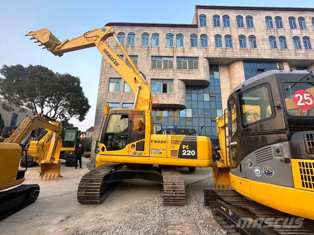 Komatsu PC 220-8 Crawler excavators