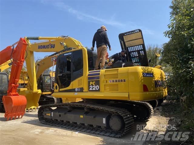Komatsu PC 220-8 Crawler excavators