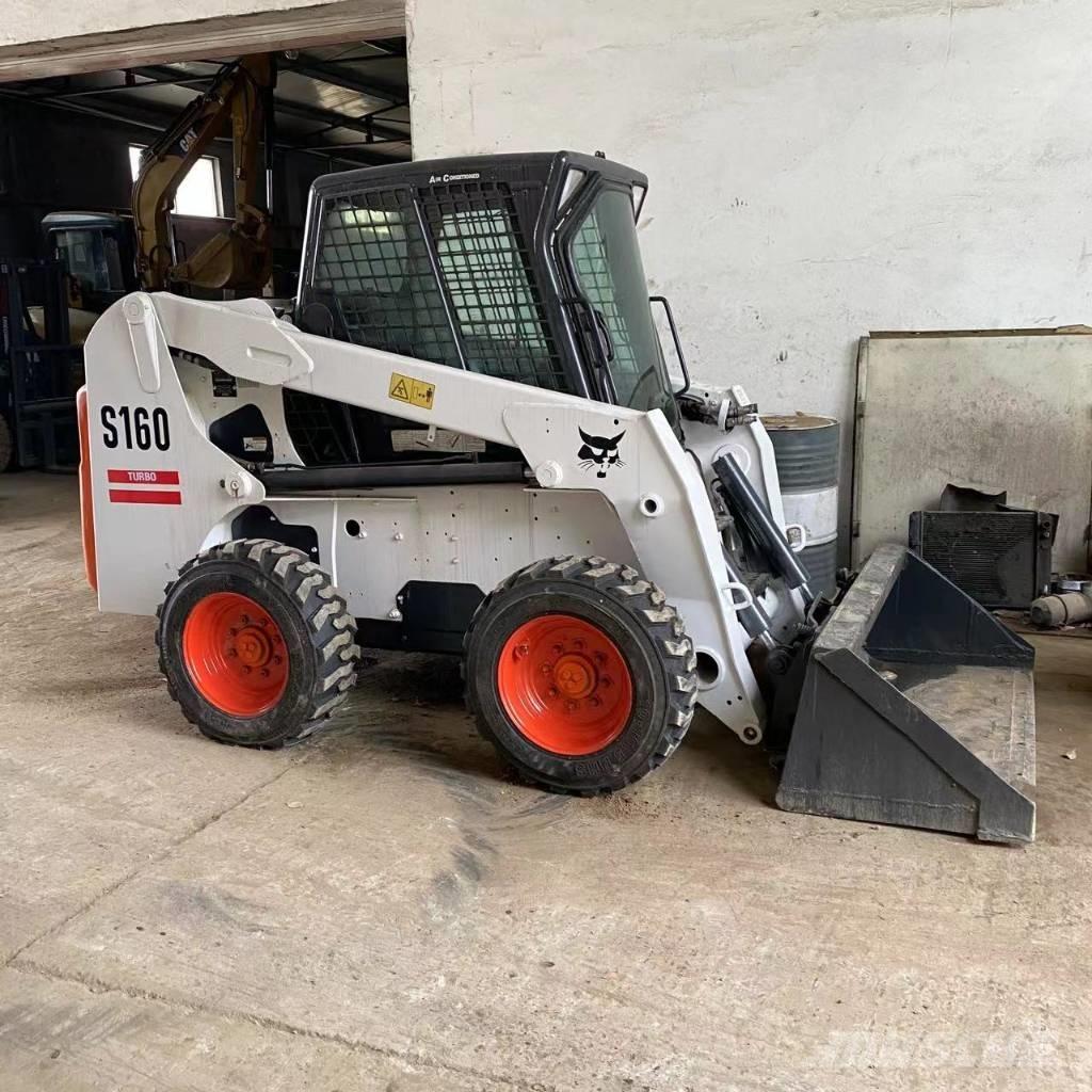Bobcat S 160 Skid steer loaders
