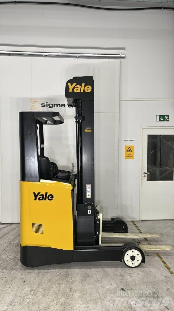 Yale MR 14 Reach trucks