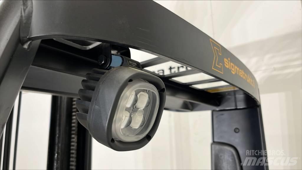 Yale MR 14 Reach trucks