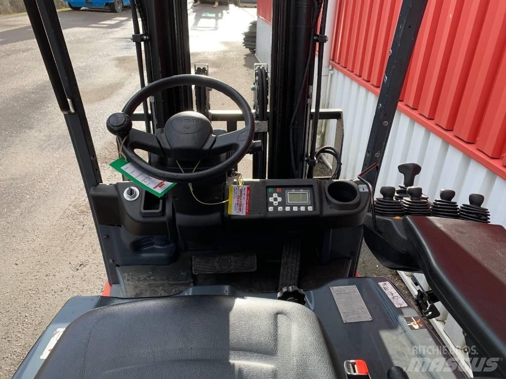 Toyota 8FBM18T Electric forklift trucks