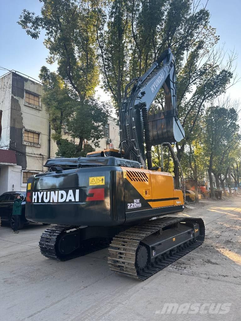 Hyundai HX 220 Crawler excavators