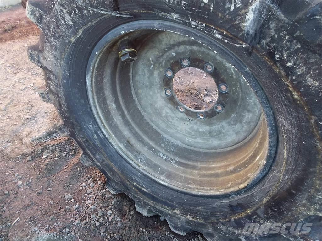  Okänt Sampo 20x28 Tyres, wheels and rims