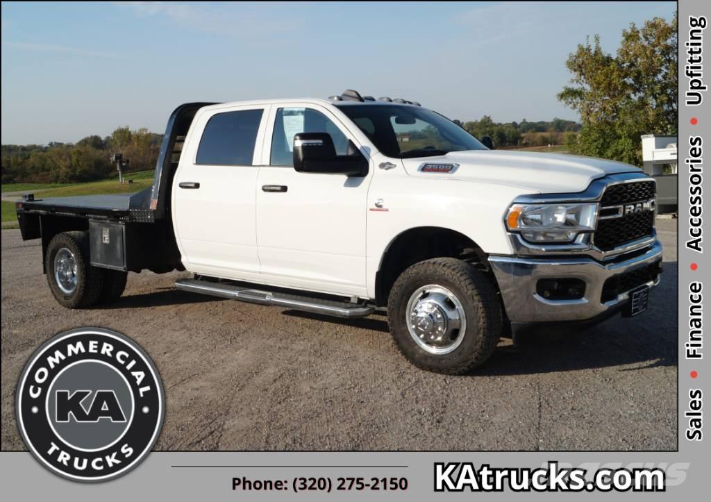 RAM 3500 TRADESMAN Flatbed / Dropside trucks