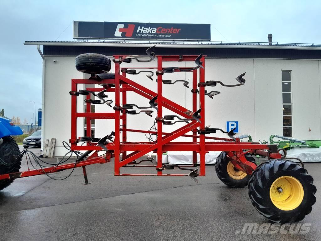 Väderstad Cultus 500 Cultivators