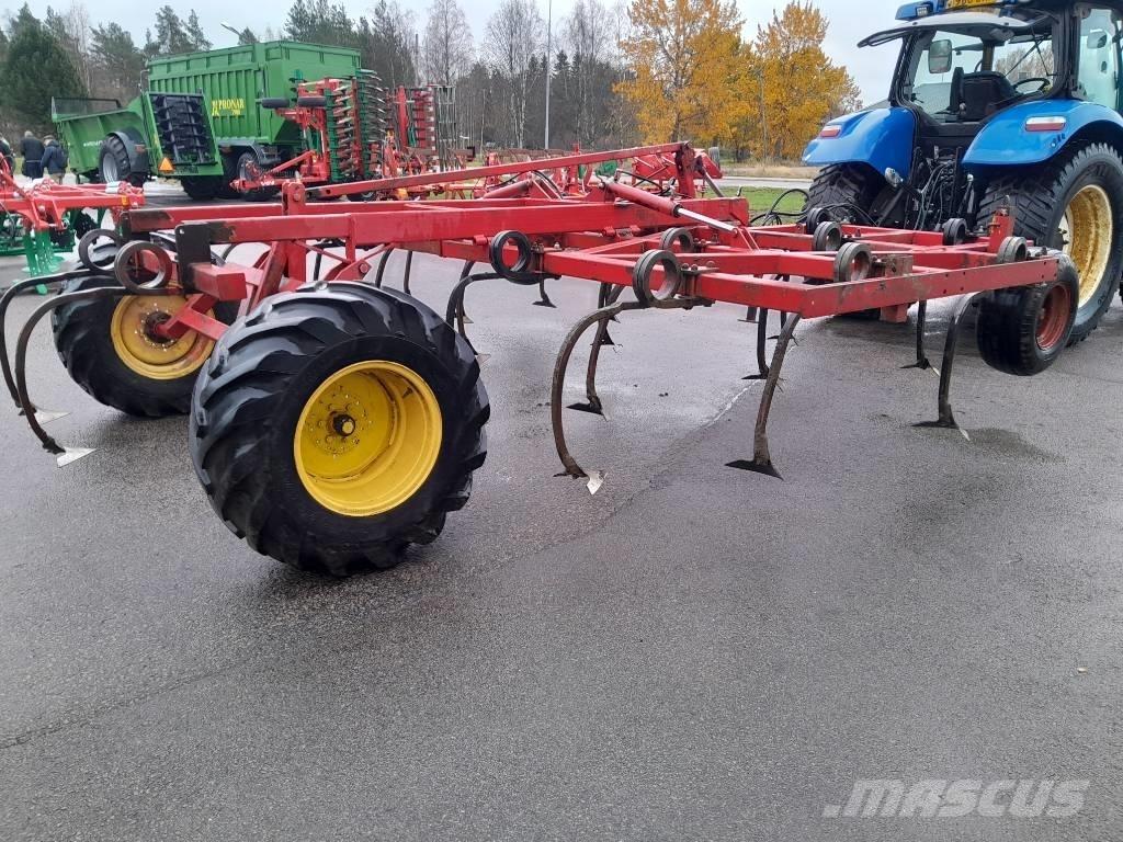 Väderstad Cultus500 Cultivators