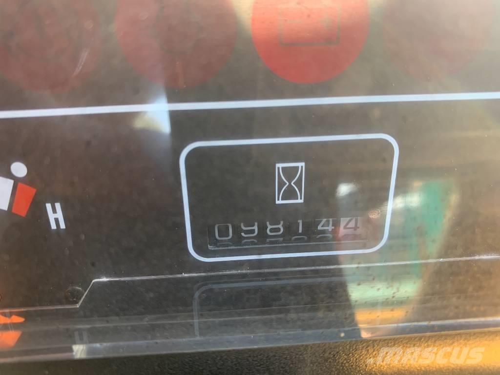 CAT GC40K   V-3062 LPG trucks