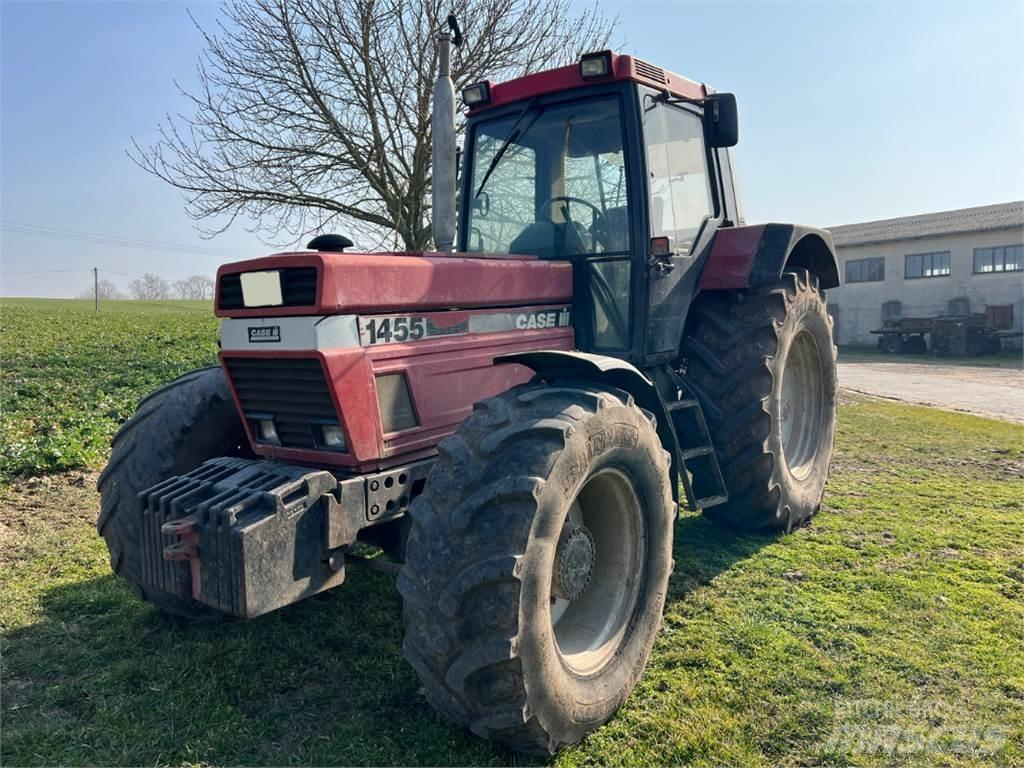 Case IH 1455 Tractors