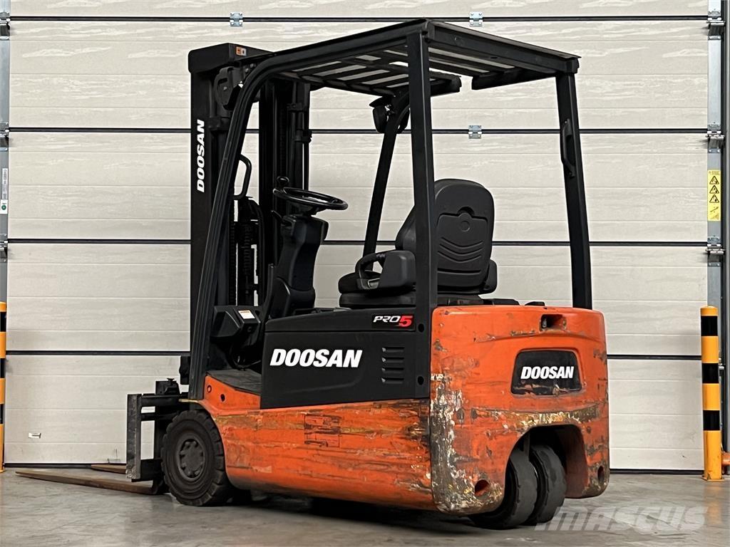 Doosan B18T-5 Electric forklift trucks
