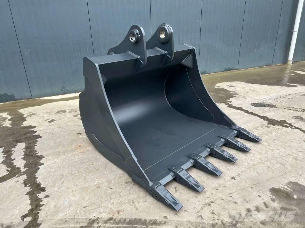 Hitachi ZX220 - 1.40m Buckets