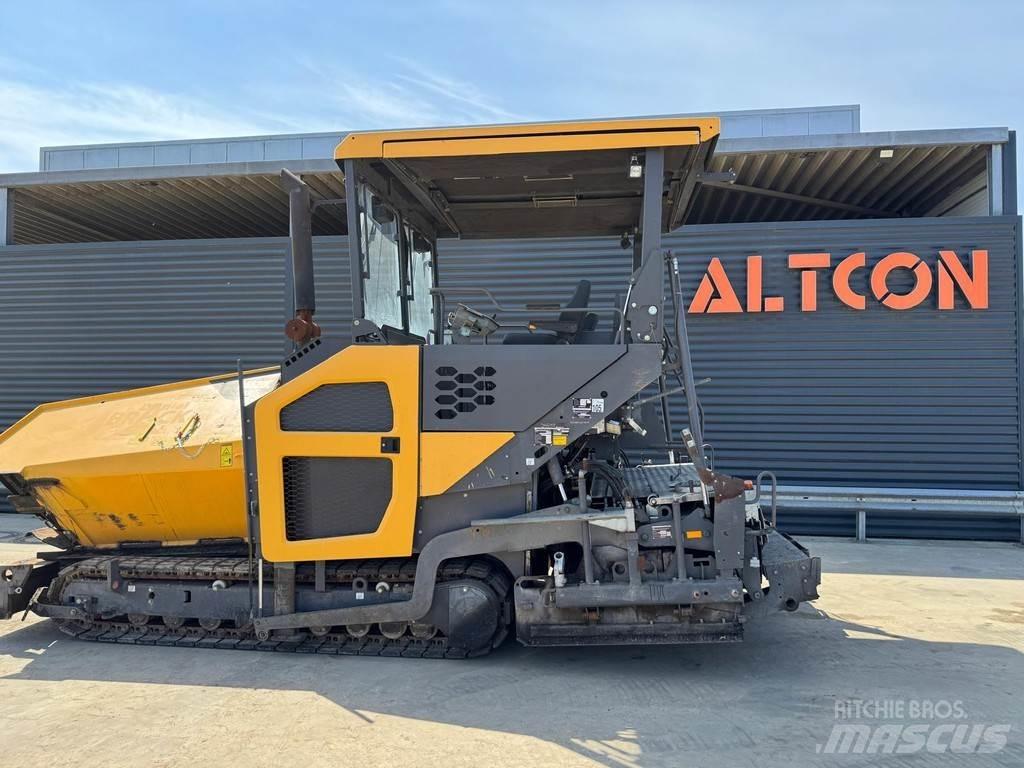 Volvo P 6820C Asphalt pavers