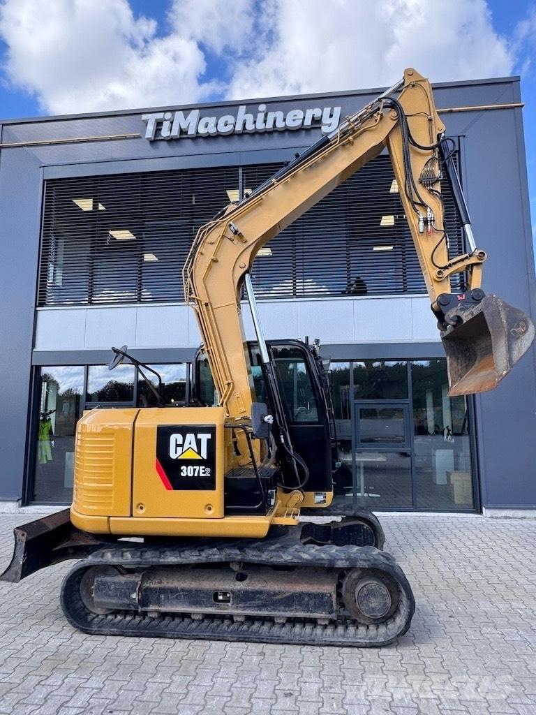 CAT 307E2 Midi excavators  7t - 12t