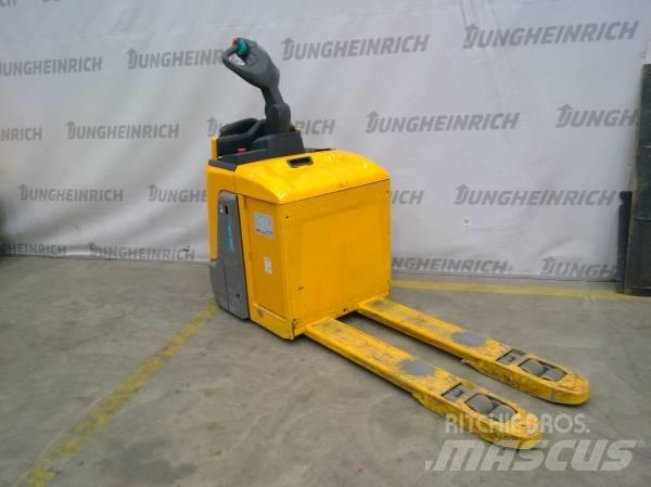 Jungheinrich ERE 120 Low lifter with platform